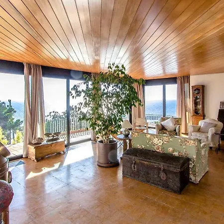 Villa Maximo *